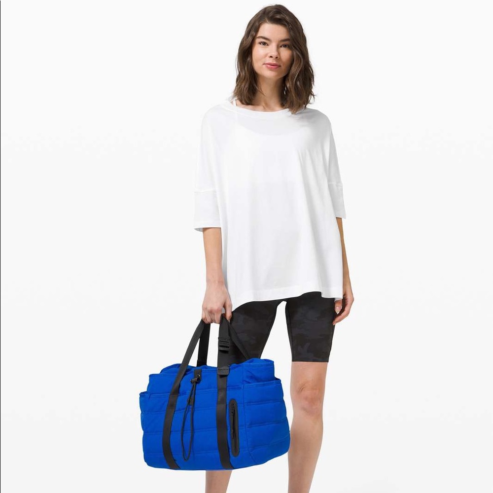 Lululemon All Yours Boyfriend Box Tee Short Sleeve Sz Small
